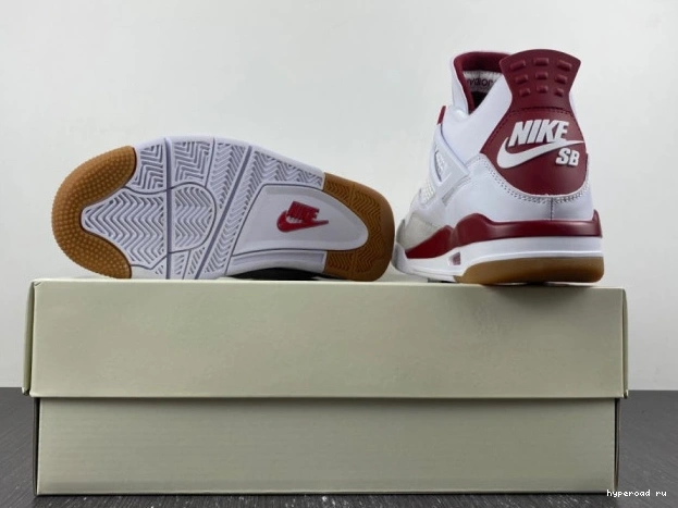 x Jordan Nike DR5415-160 Air SB 4 0701